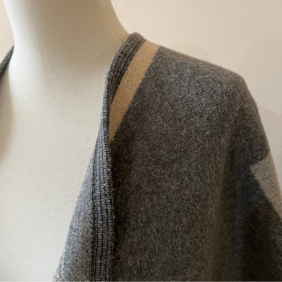 MERCANTILE PORTLAND LUXURY WRAP SHAWL CAPE COLORBLOCK  WOOL COUNTRY CHIC MODERN - Picture 7 of 10